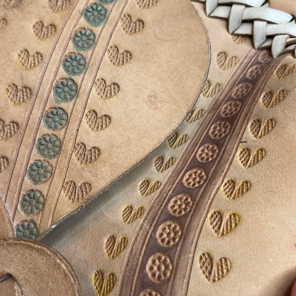 FCUK French Connection vintage 100% leather tooled purse in excellent condition - Picture 8 of 9